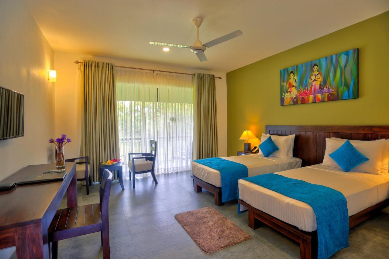 Tropical Life Resort And Spa Dambulla Exterior foto