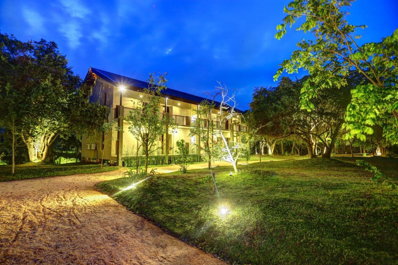 Tropical Life Resort And Spa Dambulla Exterior foto