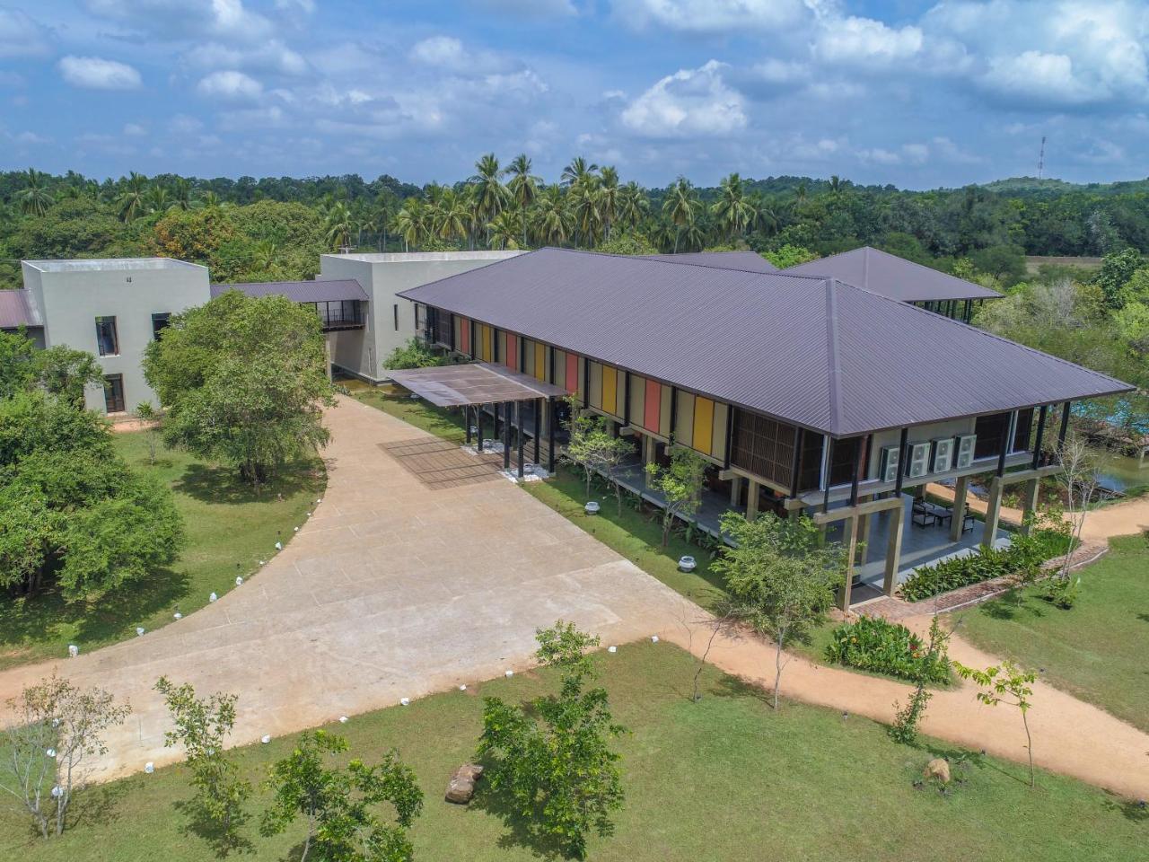 Tropical Life Resort And Spa Dambulla Exterior foto