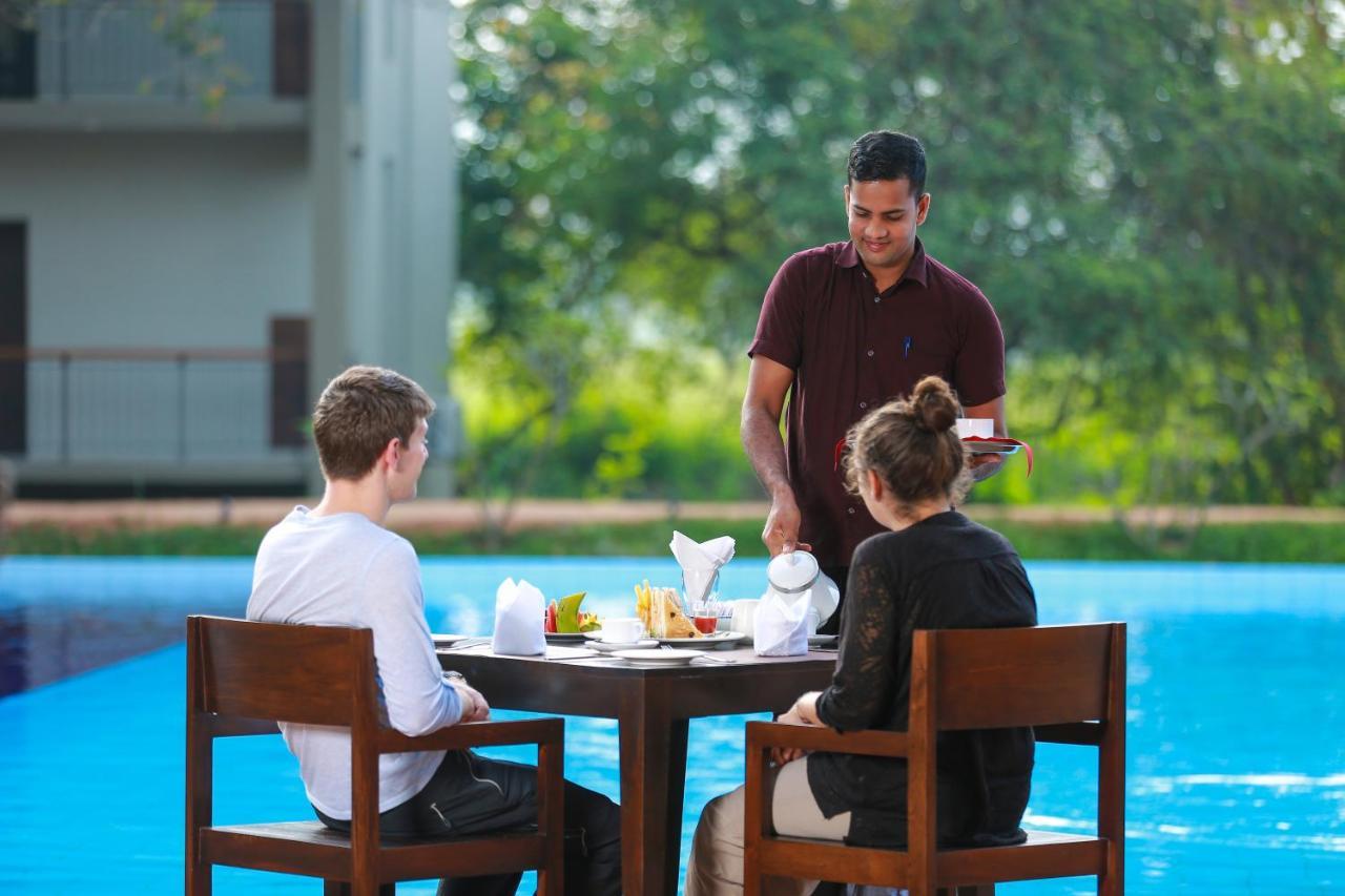 Tropical Life Resort And Spa Dambulla Exterior foto