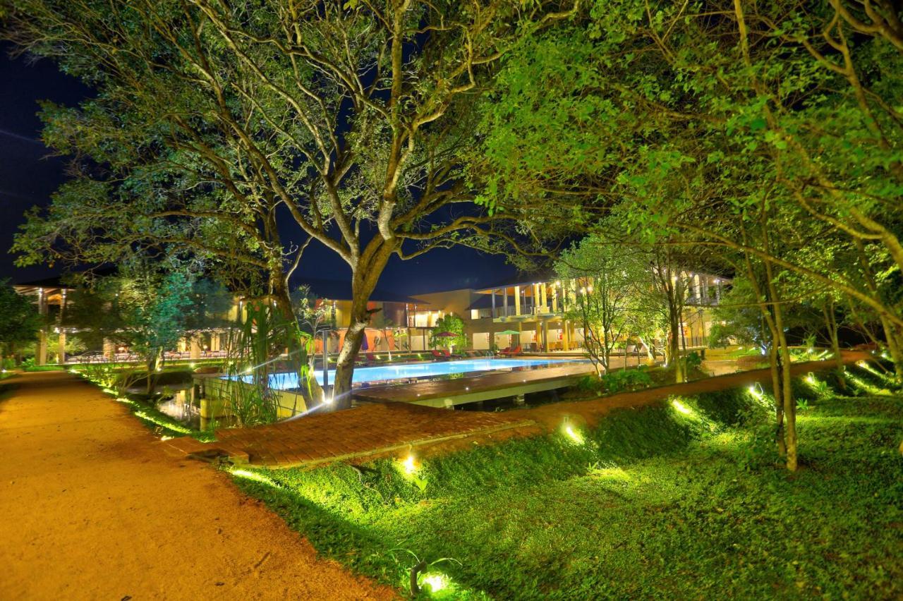 Tropical Life Resort And Spa Dambulla Exterior foto