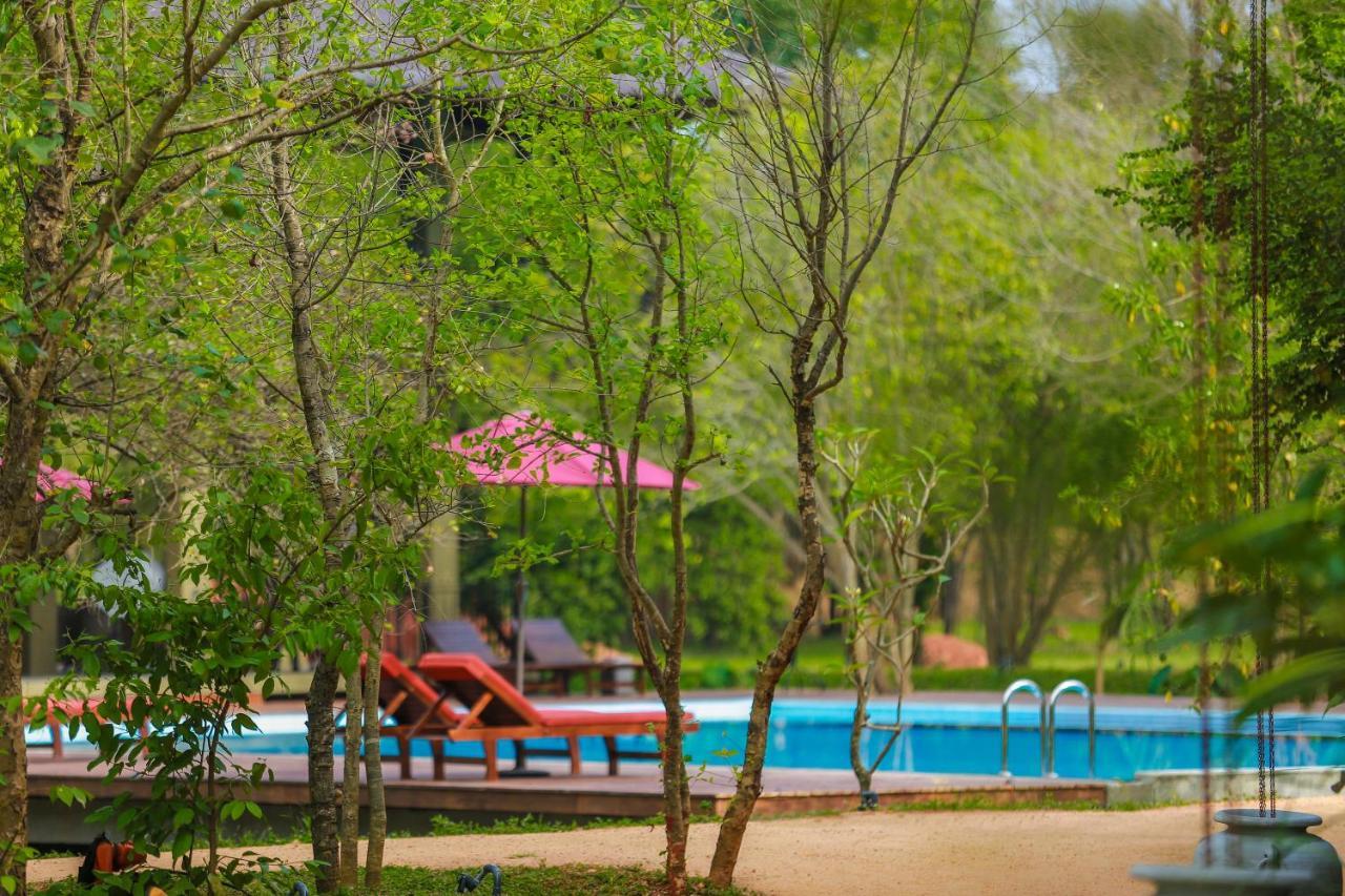 Tropical Life Resort And Spa Dambulla Exterior foto