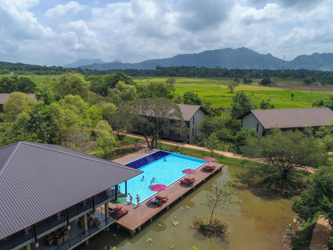 Tropical Life Resort And Spa Dambulla Exterior foto